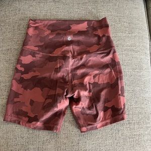 Lululemon Align 6” short